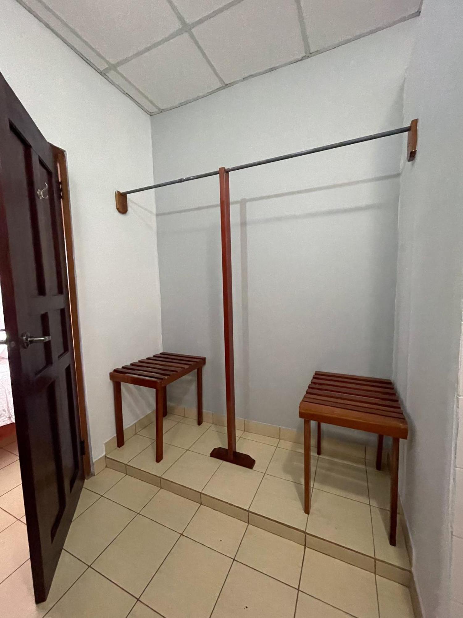 Hostel Kimmell / Hostal Familiar La Casita De Los Kimmell لاس تابلاس الغرفة الصورة