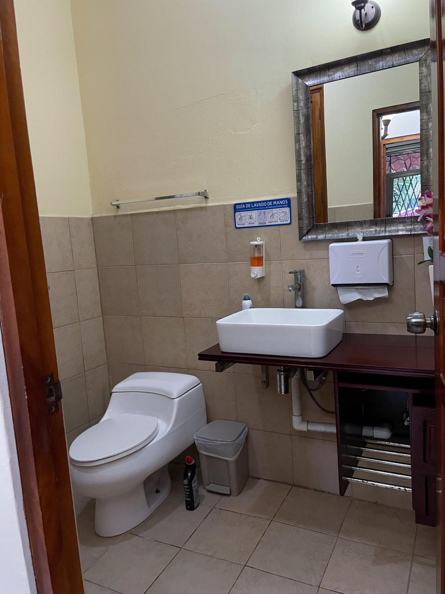 Hostel Kimmell / Hostal Familiar La Casita De Los Kimmell لاس تابلاس الغرفة الصورة