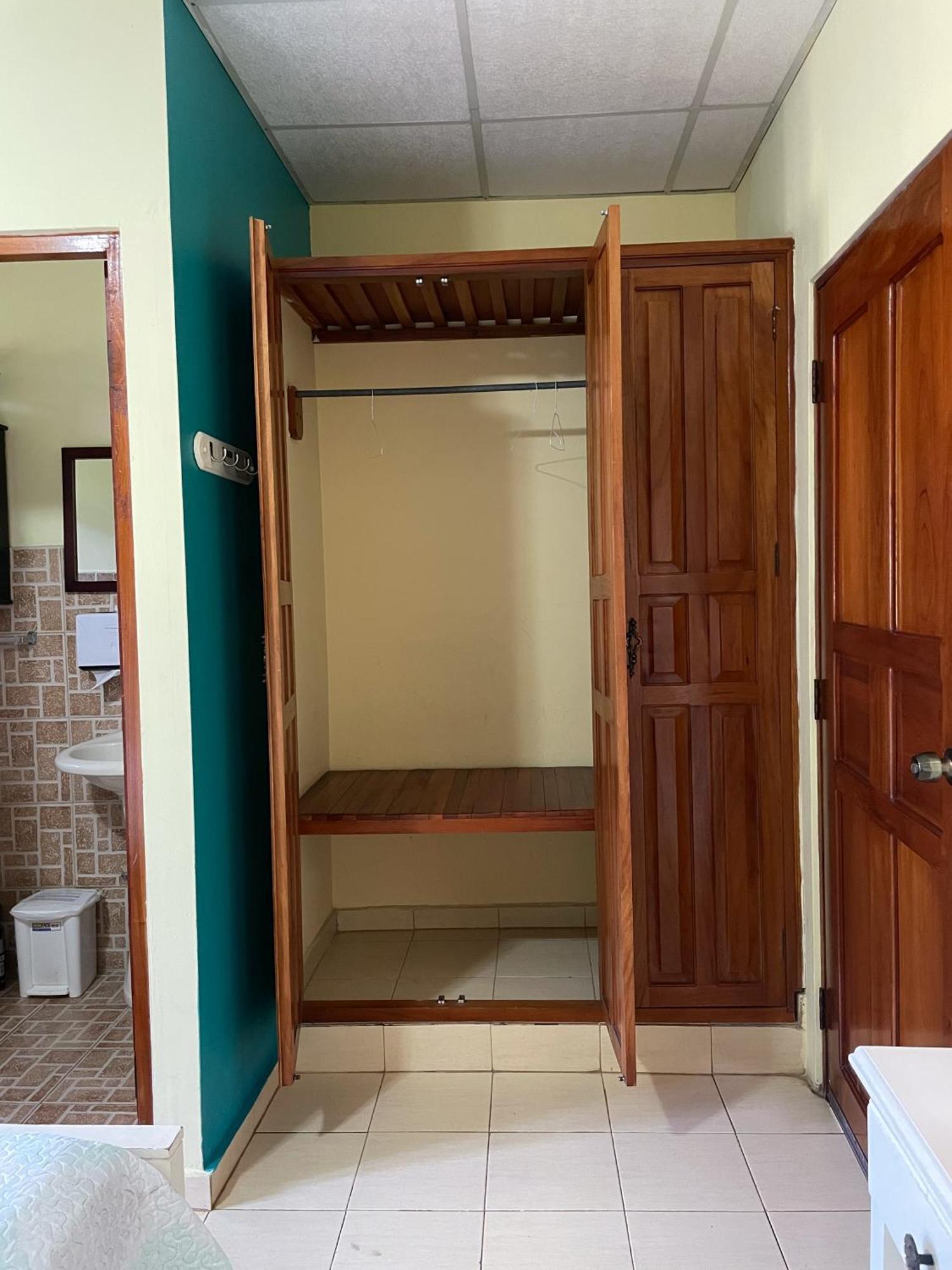 Hostel Kimmell / Hostal Familiar La Casita De Los Kimmell لاس تابلاس الغرفة الصورة