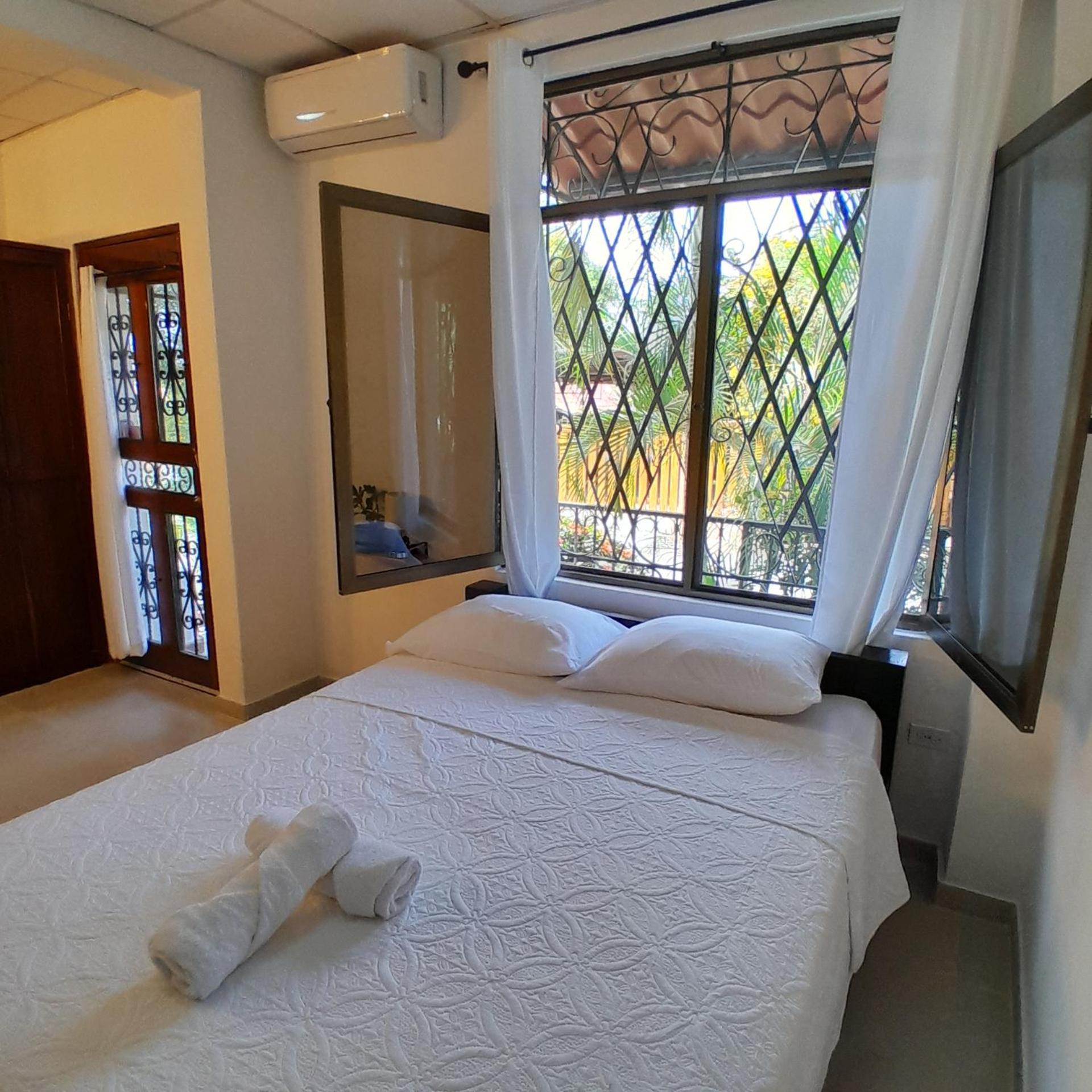 Hostel Kimmell / Hostal Familiar La Casita De Los Kimmell لاس تابلاس الغرفة الصورة